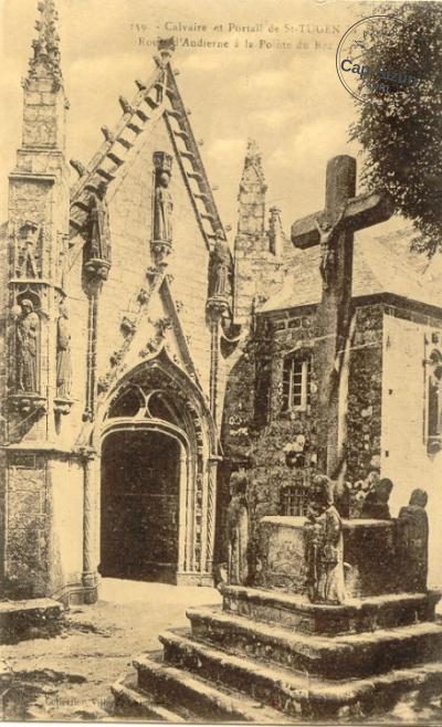 Le Porche et le Calvaire de la Chapelle de Saint Tugen