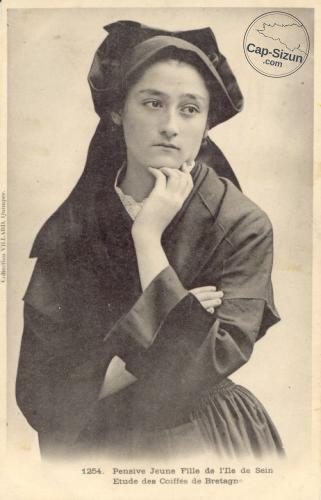 Jeune Ilienne pensive