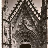 Le porche de l'église de Cléden-Cap-Sizun