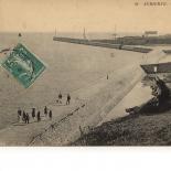 Audierne, la jetée et le phare